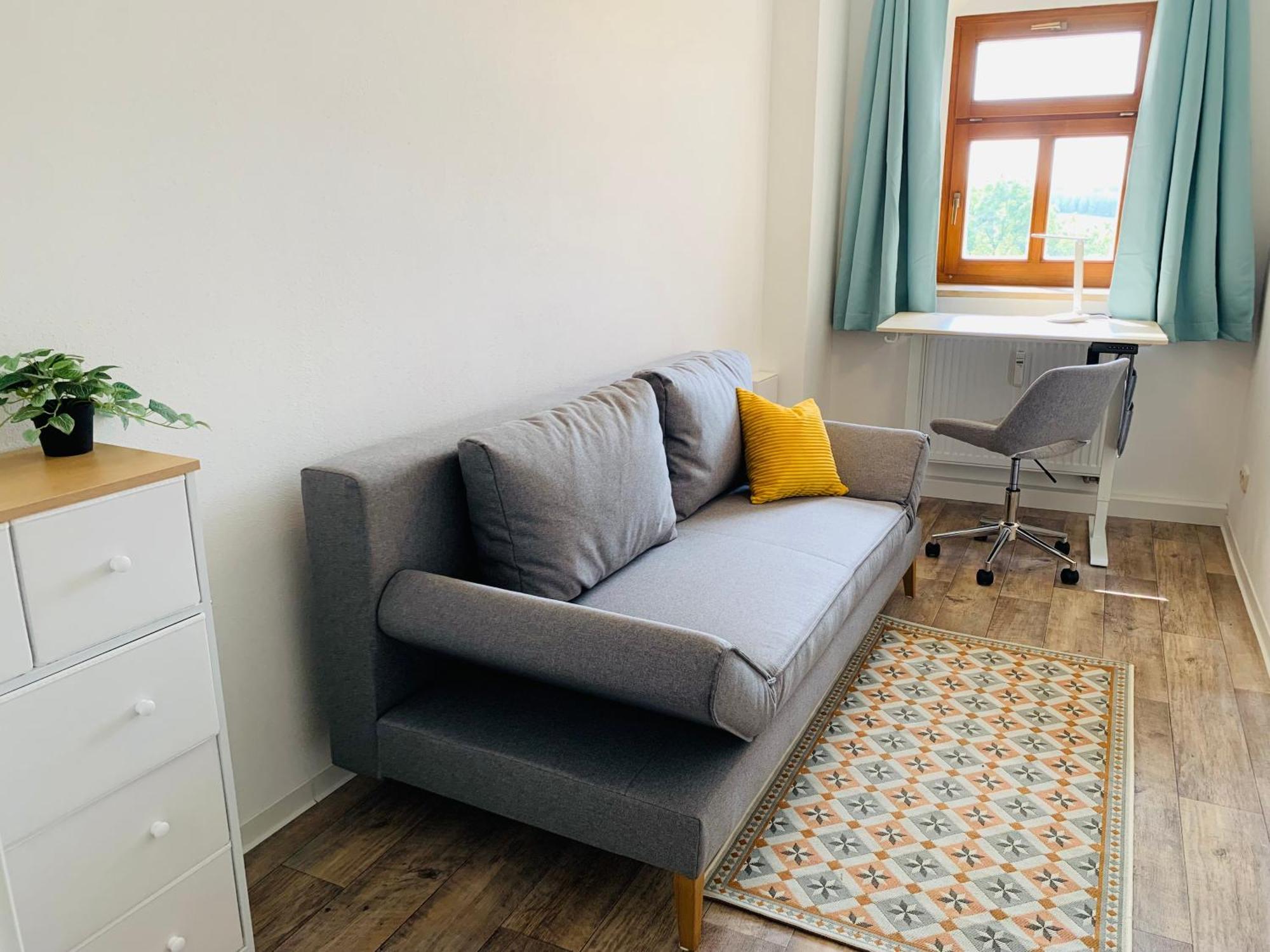 Am Schloss Wolkenstein, 86M2, 3Br, Babybett, Office Exteriör bild